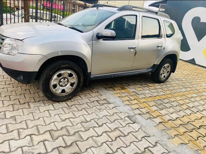 2012 Renault Duster Diesel 85PS 4x2 MT 2012 Renault Duster Diesel 85PS 4x2 MT