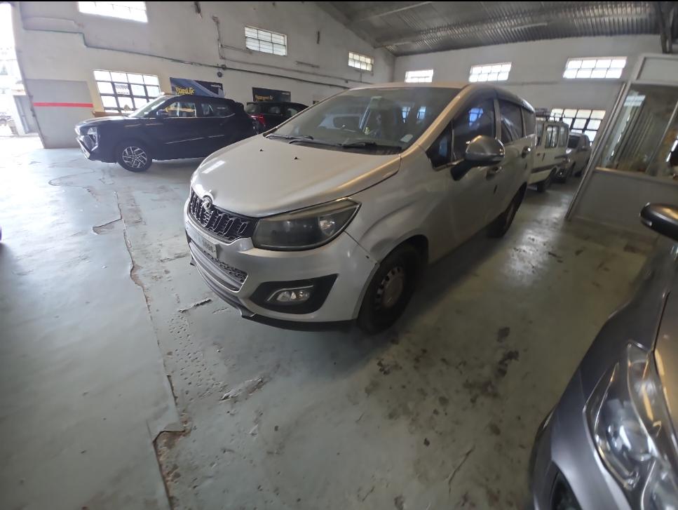 2019 Mahindra Marazzo M2 7-Seater BS IV 2019 Mahindra Marazzo M2 7-Seater BS IV
